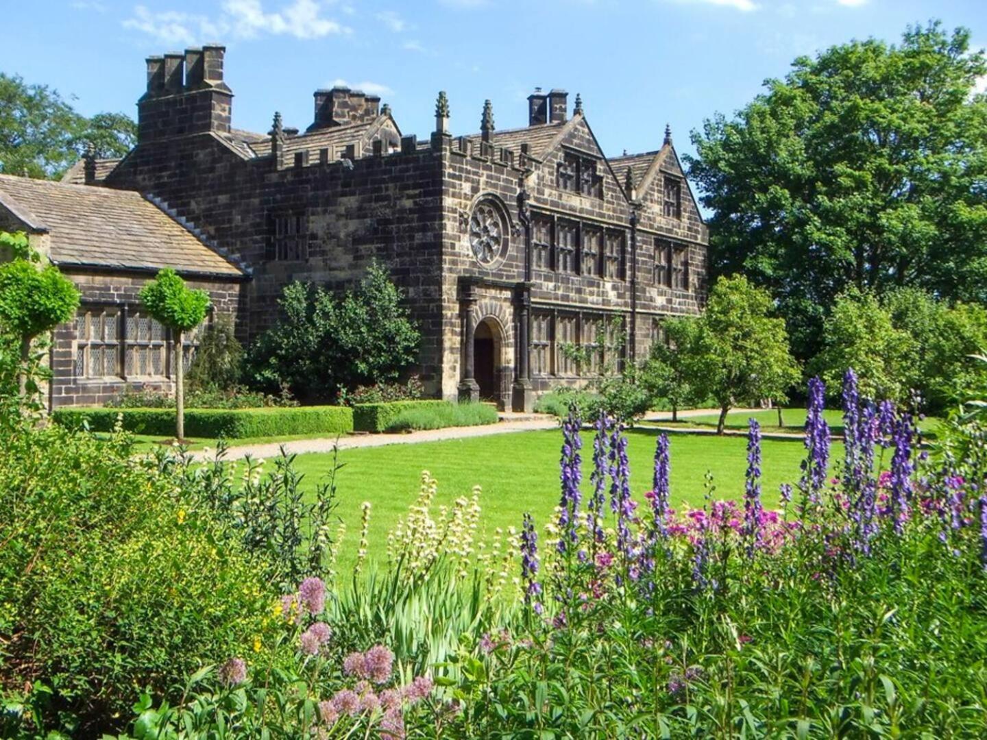 Royds Hall Cottage Keighley Exterior foto