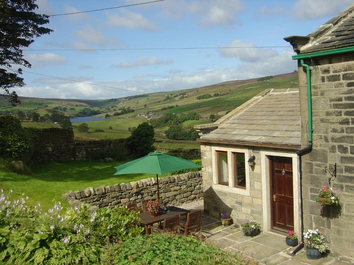 Royds Hall Cottage Keighley Exterior foto